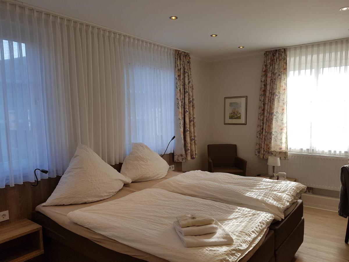 Hotel Pension Haus Pooth 韦塞尔 外观 照片